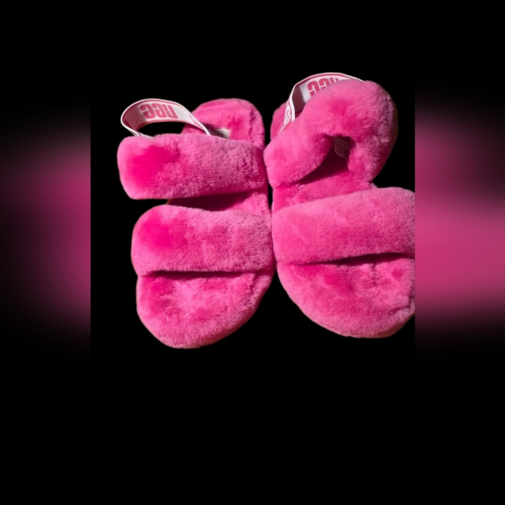 UGG Pink Fluffy Sandals